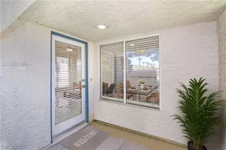 Photo #2: 2134666 Listing