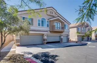 Photo #2: 2134672 Listing 