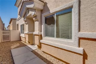 Photo #3: 2134672 Listing 