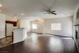 Photo #6: 2134672 Listing 