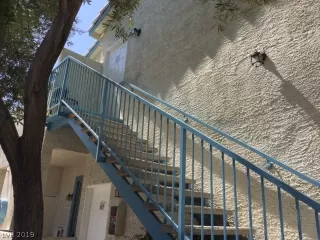 Photo #3: 2134743 Listing