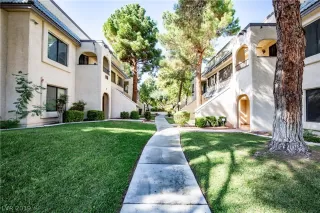 Photo #1: 2134809 Listing