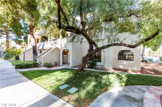 Photo #2: 2134809 Listing