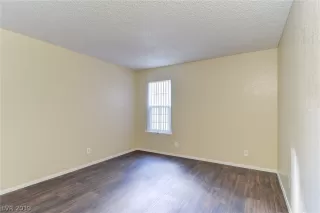 Photo #5: 2134845 Listing 