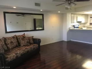 Photo #1: 2134856 Listing 