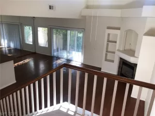 Photo #6: 2134859 Listing