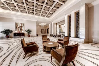 Photo #3: 2134906 Listing