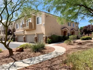 Photo #1: 2134910 Listing