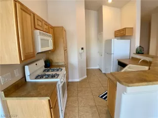 Photo #6: 2134910 Listing