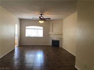 Photo #3: 2134940 Listing 