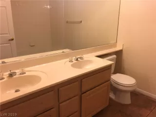 Photo #6: 2134940 Listing 