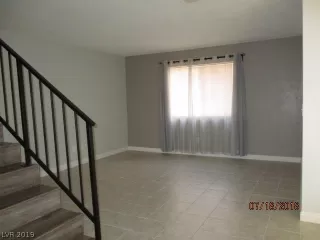 Photo #2: 2134991 Listing 