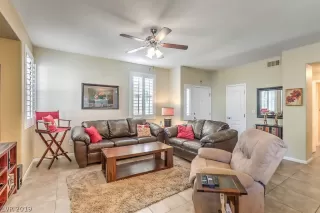 Photo #6: 2134999 Listing