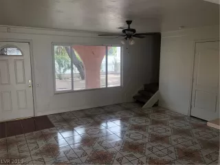 Photo #3: 2135003 Listing 