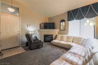 Photo #2: 2135015 Listing