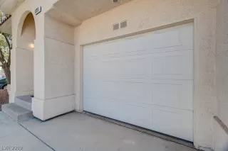 Photo #2: 2135023 Listing