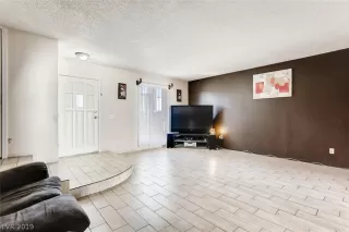 Photo #4: 2135099 Listing 