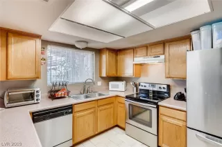 Photo #5: 2135099 Listing 