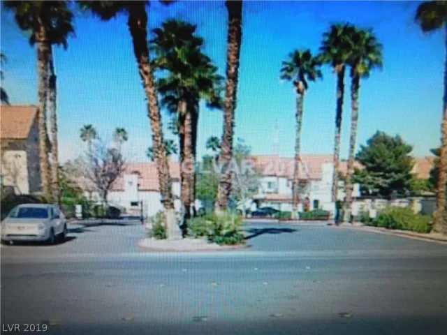 MLS: 2135121 Condo For Sale