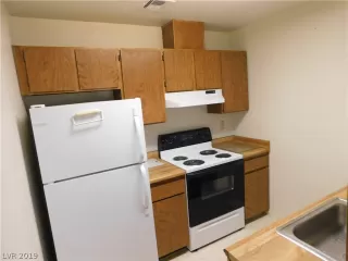 Photo #2: 2135121 Listing 