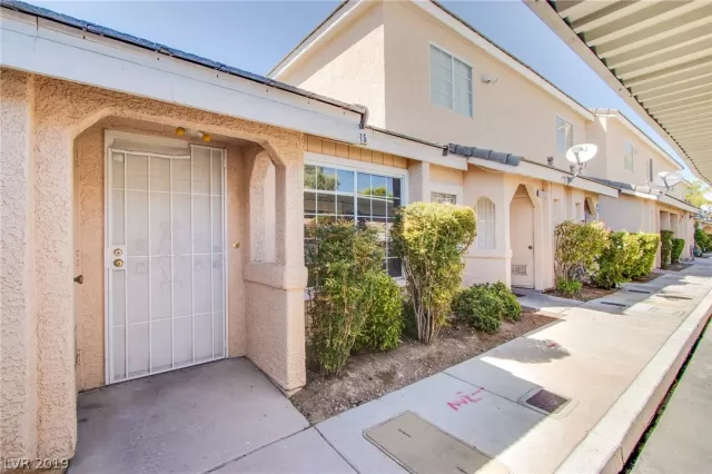 MLS: 2135149 Condo For Sale