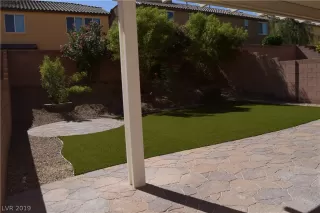 Photo #3: 2135193 Listing