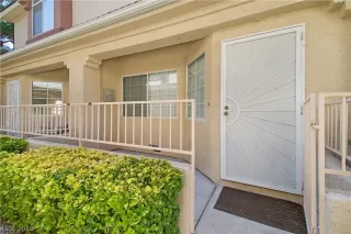 Photo #2: 2135217 Listing