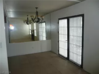 Photo #2: 2135232 Listing 