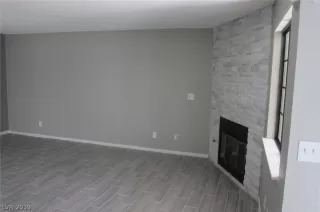 Photo #4: 2135266 Listing 