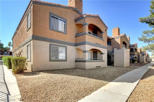 MLS: 2135267 Condo For Sale