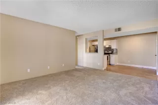 Photo #1: 2135267 Listing 