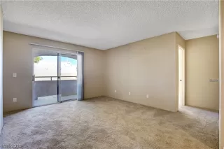 Photo #2: 2135267 Listing 