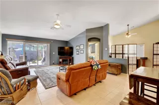 Photo #1: 2135268 Listing