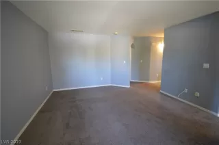 Photo #5: 2135428 Listing 