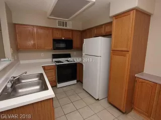 Photo #6: 2135509 Listing 
