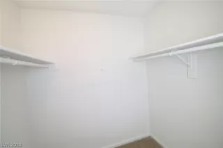 Photo #4: 2135569 Listing 