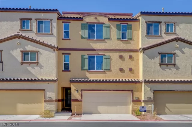 MLS: 2135580 Condo For Sale