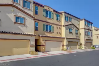 Photo #1: 2135580 Listing 