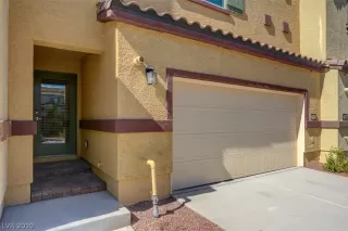 Photo #3: 2135580 Listing 