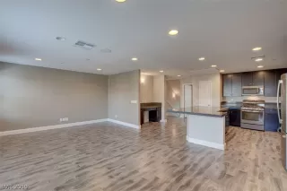 Photo #6: 2135580 Listing 