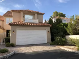 Photo #2: 2135602 Listing 
