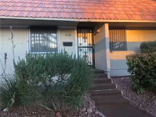 Photo #1: 2135631 Listing