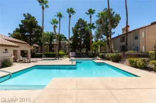 Photo #3: 2135640 Listing 