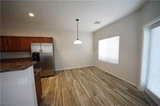 Photo #6: 2135648 Listing 