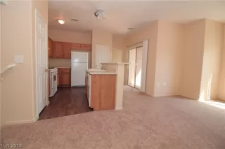 Photo #1: 2135653 Listing