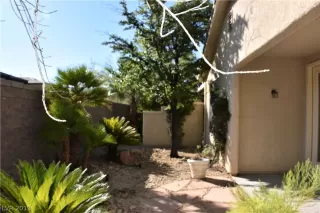 Photo #1: 2135655 Listing