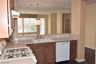 Photo #6: 2135655 Listing