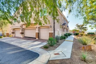 Photo #2: 2135656 Listing 