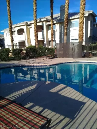 Photo #2: 2135660 Listing 