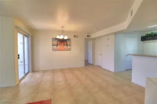 Photo #2: 2135675 Listing